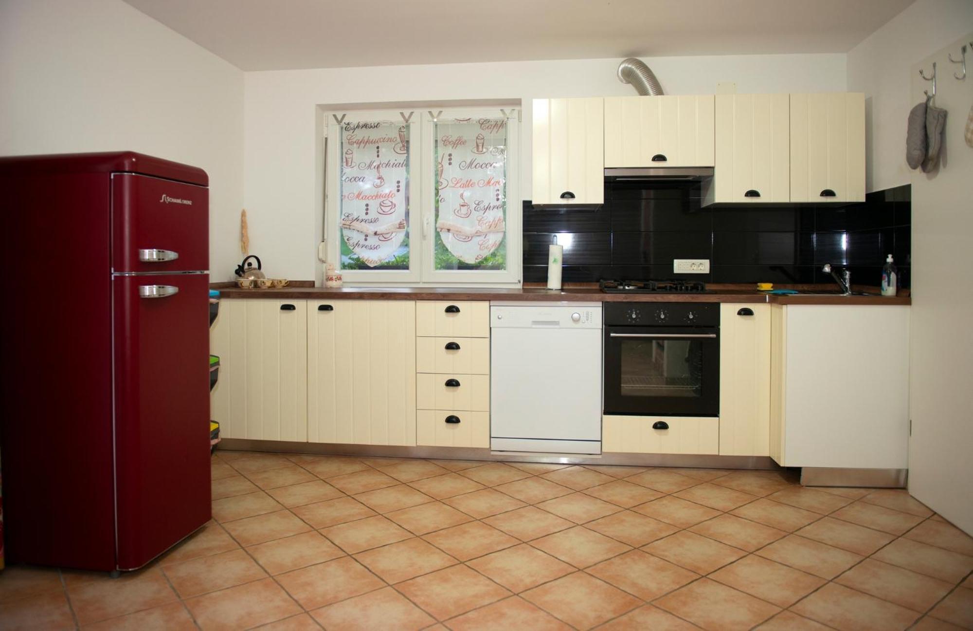 Apartma Marija Metlika Buitenkant foto